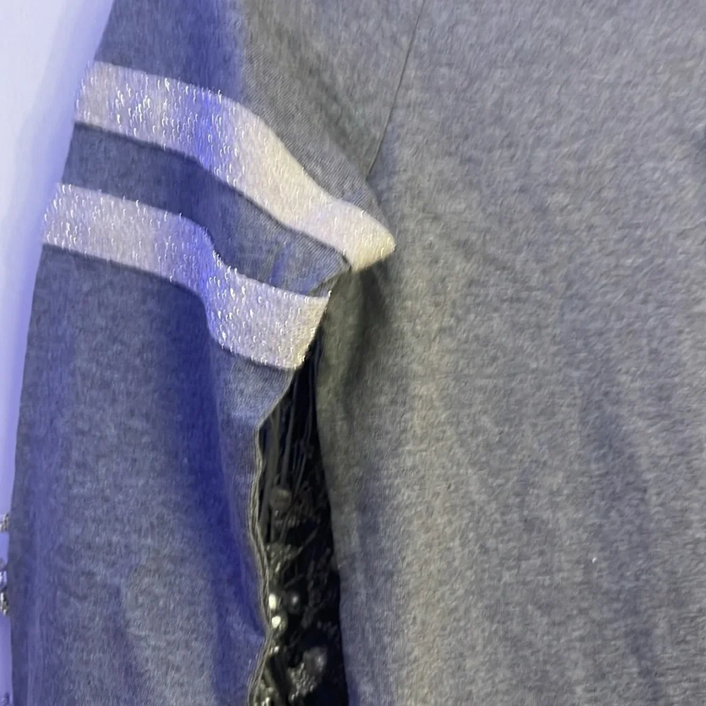 Top - Picture 3 of 6